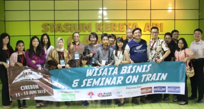 Gallery EXCELLENT WISATA BINIS ON TRAIN 6 edit