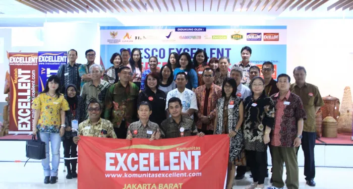 Gallery Excellent Entrepreneurs Seminar & Gathering 8 jakbar